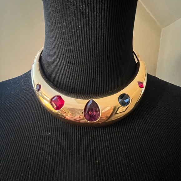 Givenchy Jewelry - Haute couture modernist Givenchy gold tone runway necklace